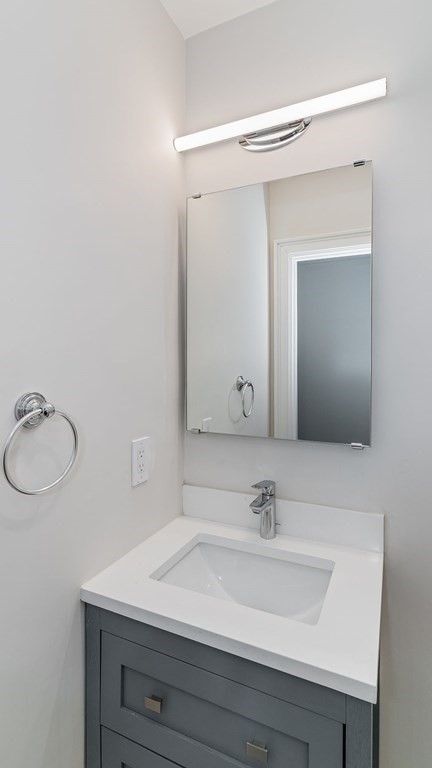 555 East 5th Street PH