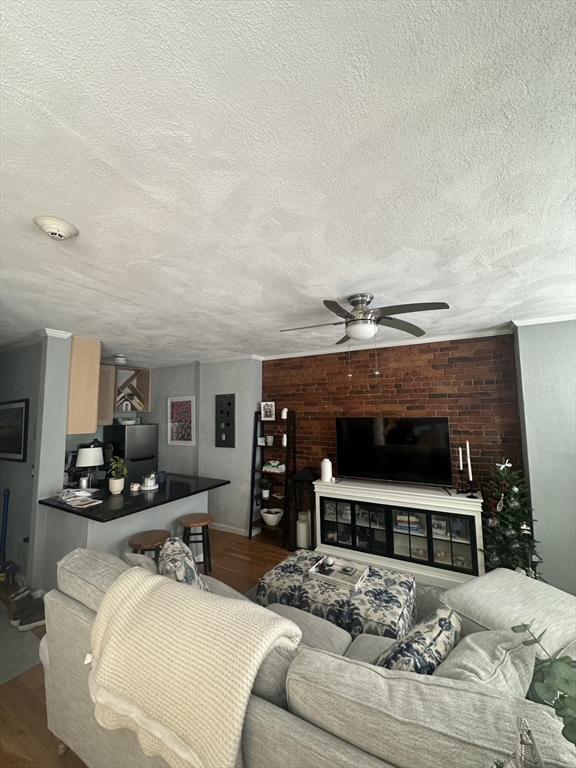 12 Battery Street # 4