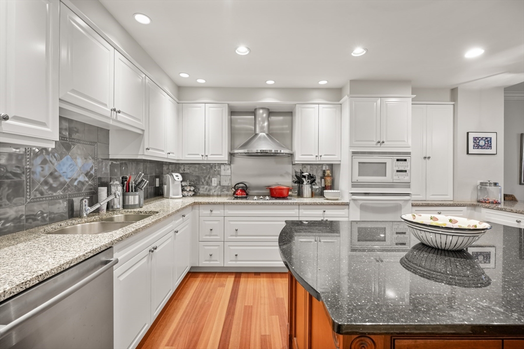 1 Huntington Avenue # 603