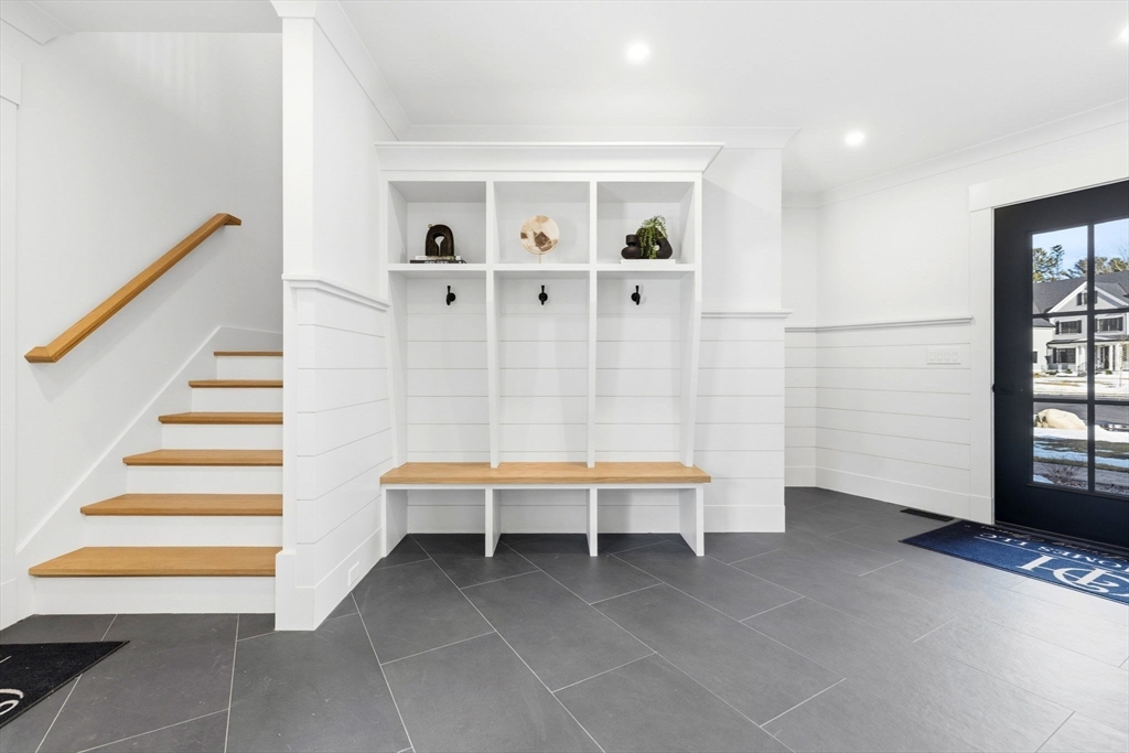 9 Tuttle Lane
