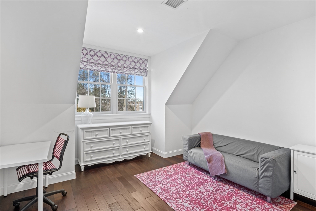75 Goddard Avenue