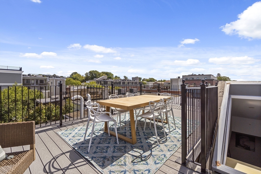586 E 3rd # 3
