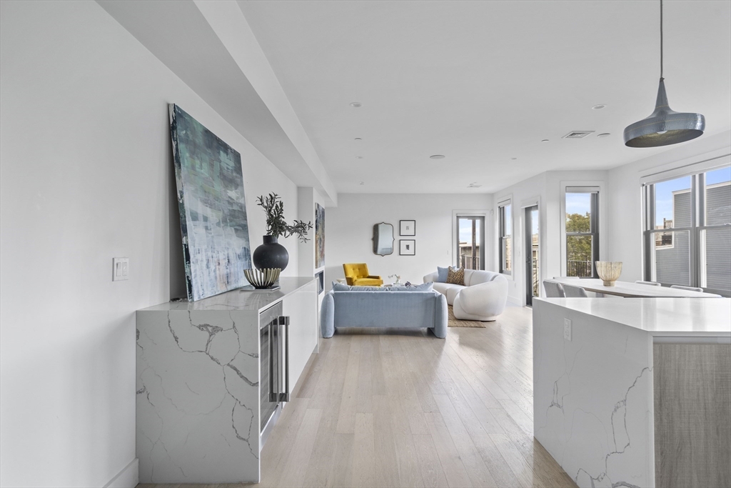 586 E 3rd # 3