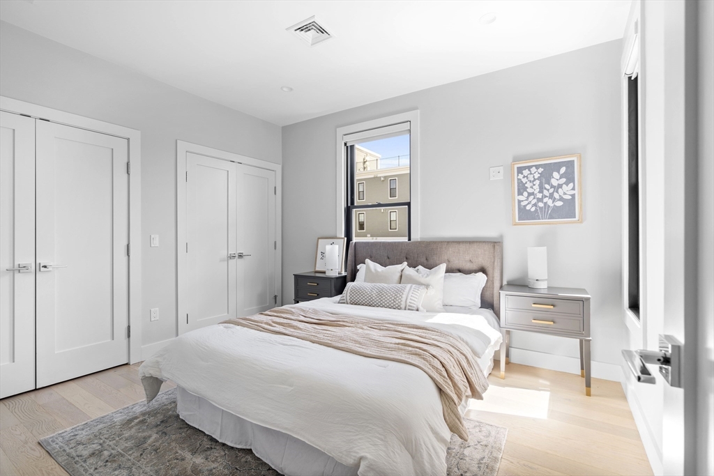 586 E 3rd # 3