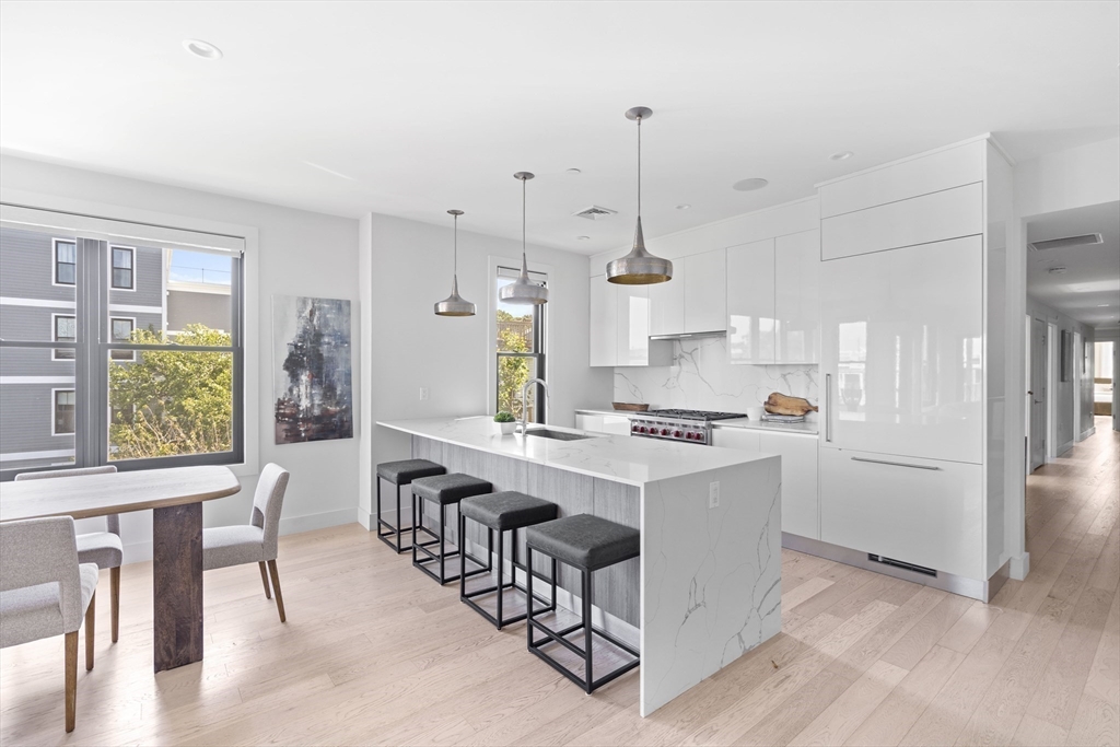 586 E 3rd # 3