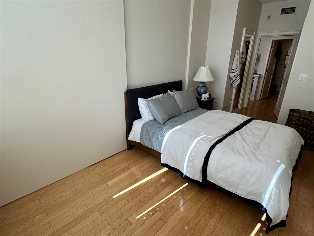160 Commonwealth Avenue # 704