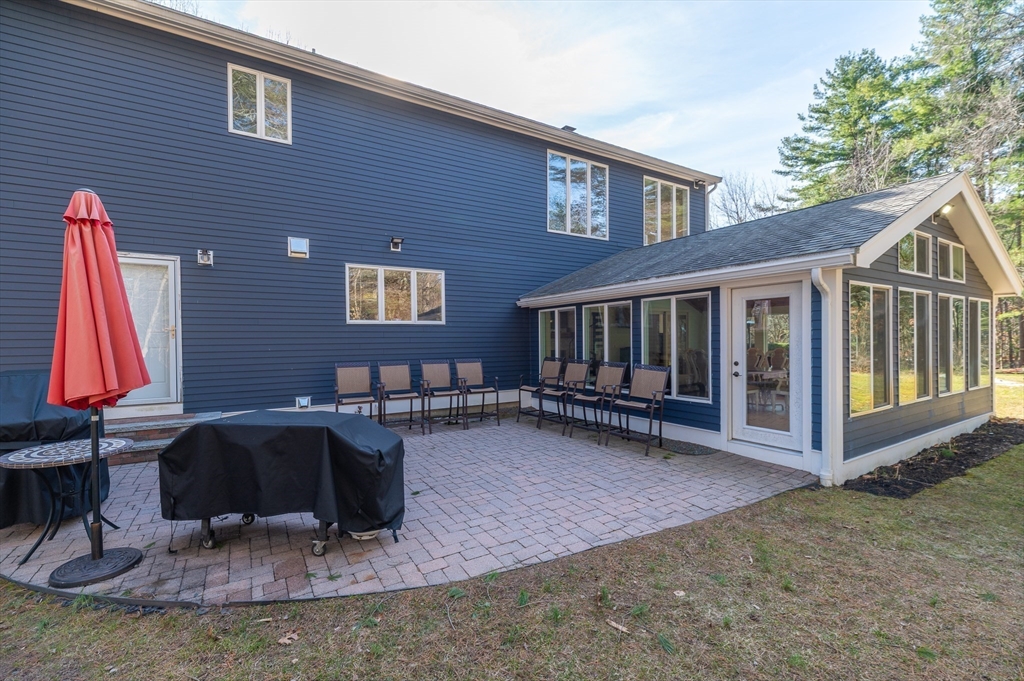 5 Comstock Lane