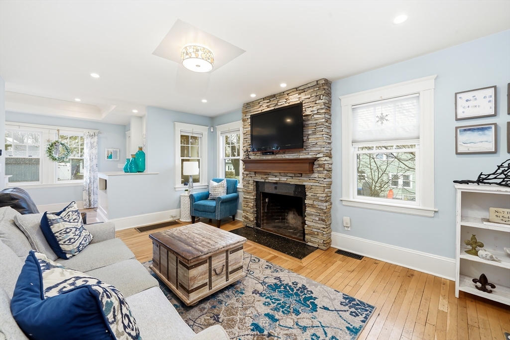 4 Wescott Rd