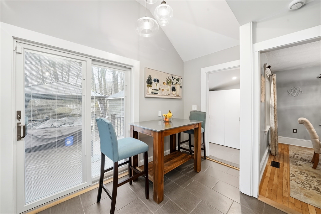 4 Wescott Rd