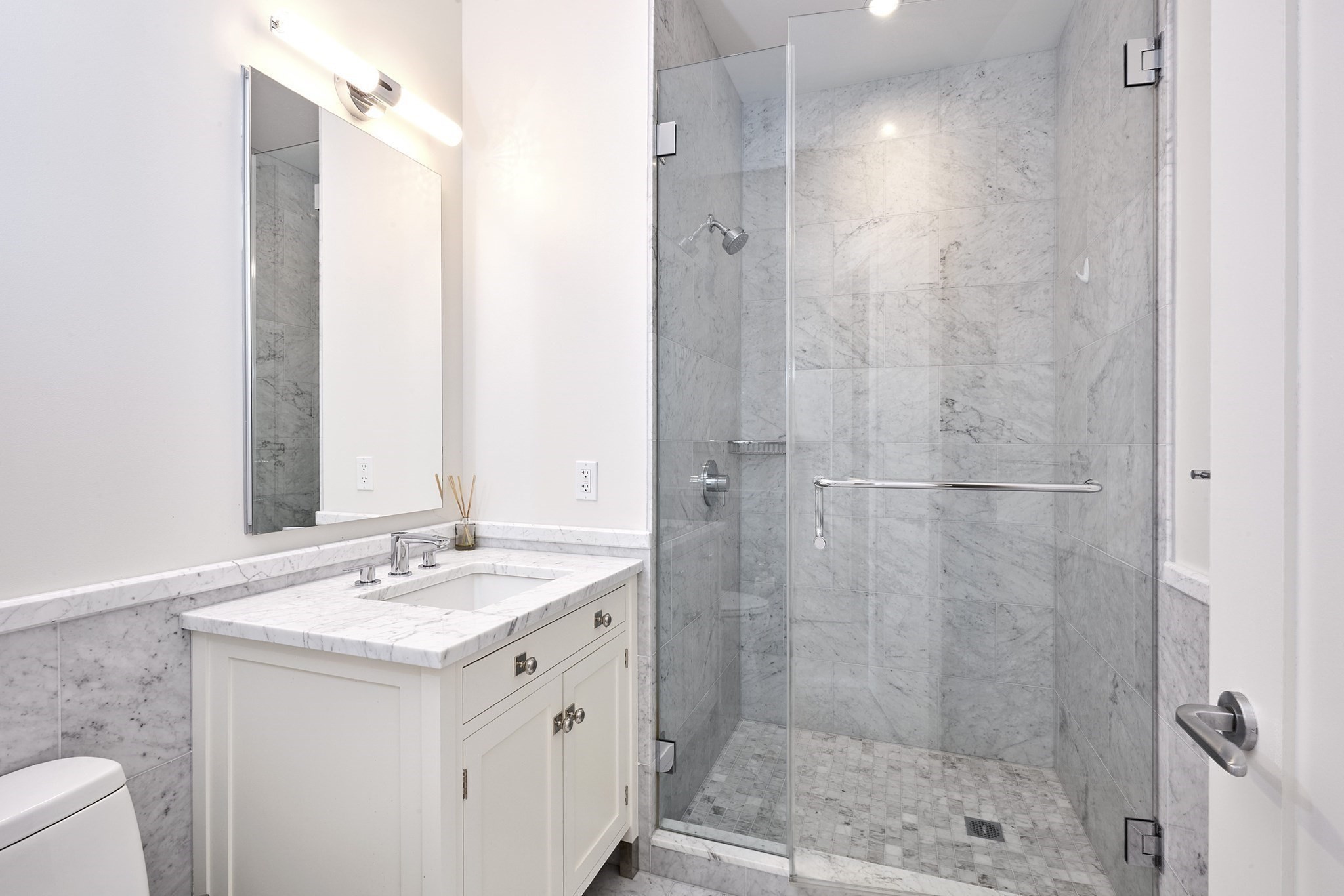 1 Franklin St Unit: PH1B
