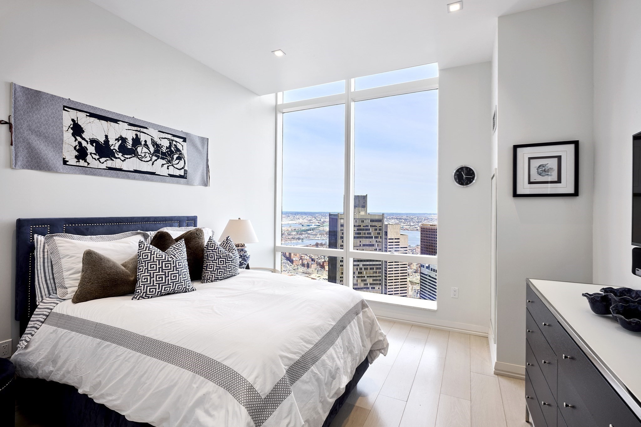 1 Franklin St Unit: PH1B