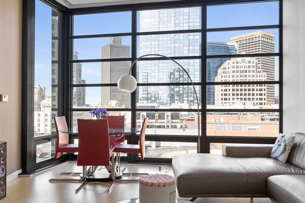 580 Washington St Unit: PH5