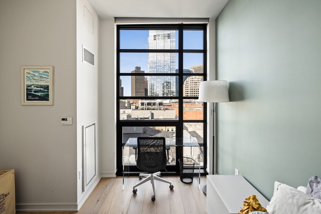 580 Washington St Unit: PH5