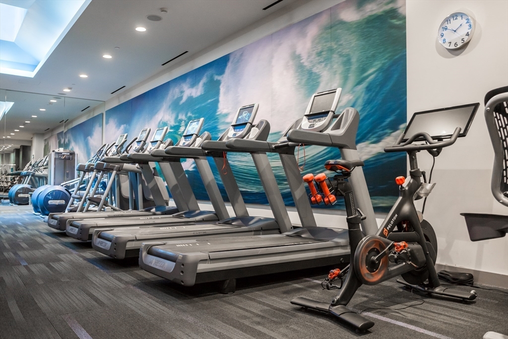 580 Washington St Unit: PH5