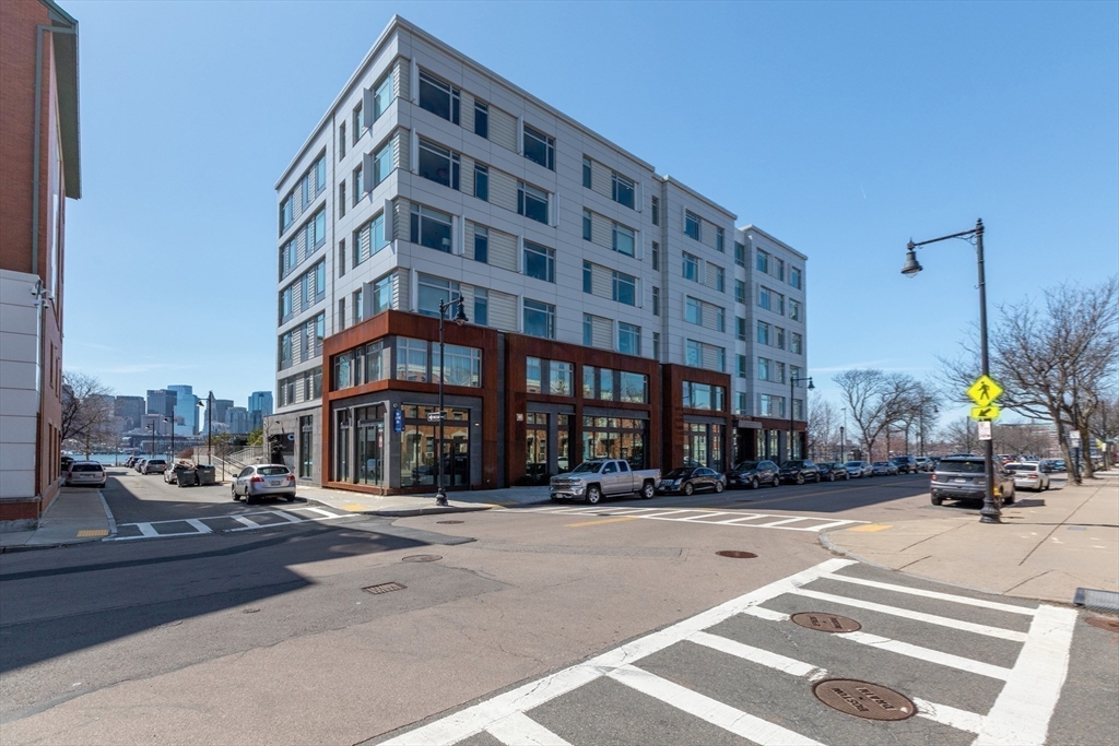 99 Sumner St Unit: PH621