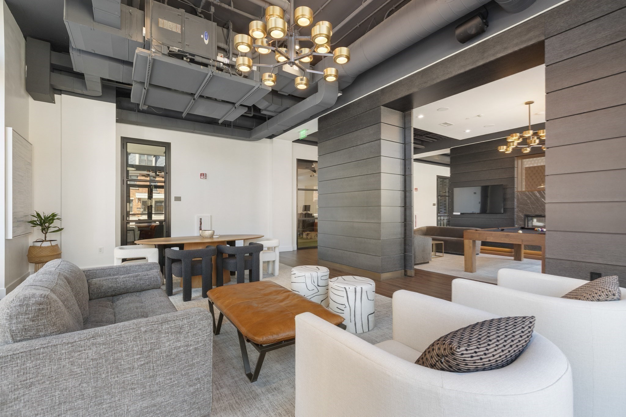 99 Sumner St Unit: PH621