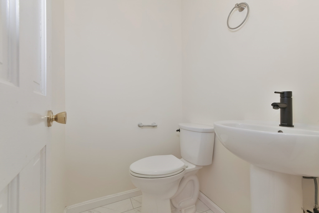 1045 Washington Street # 2