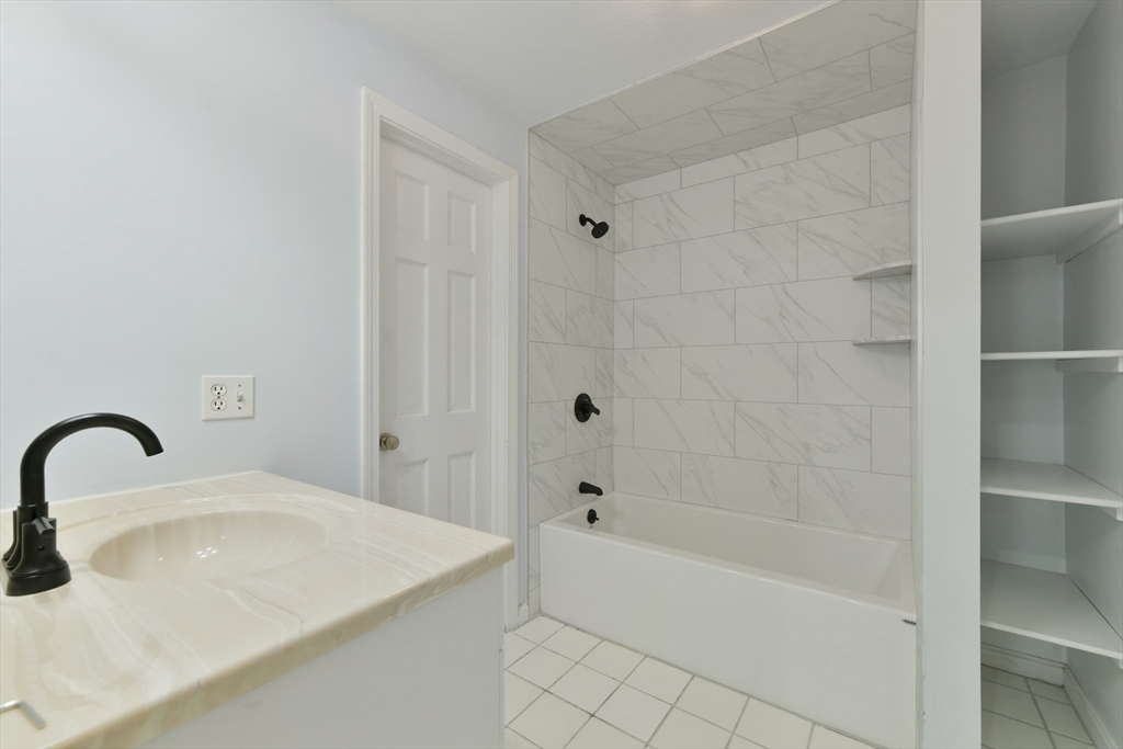 1045 Washington Street # 2