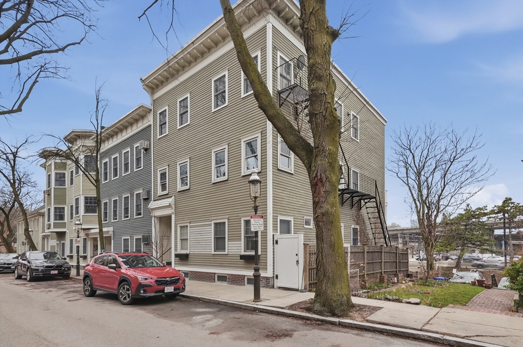 36 Washington Street # 3A