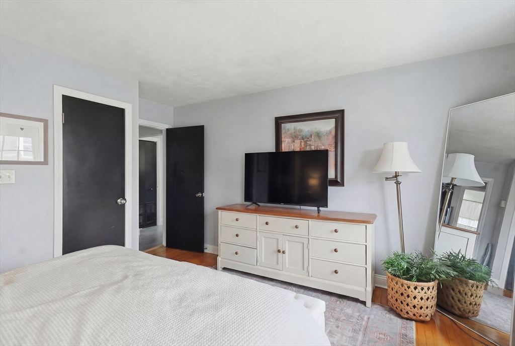 36 Washington Street # 3A