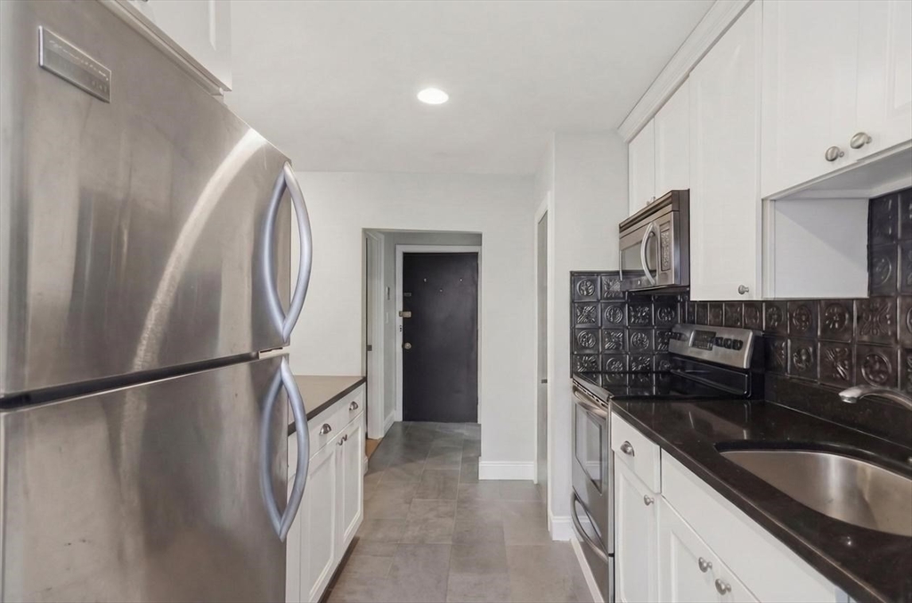 36 Washington Street # 3A