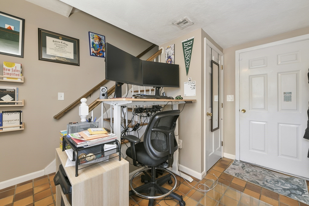 1045 Washington Street # 1