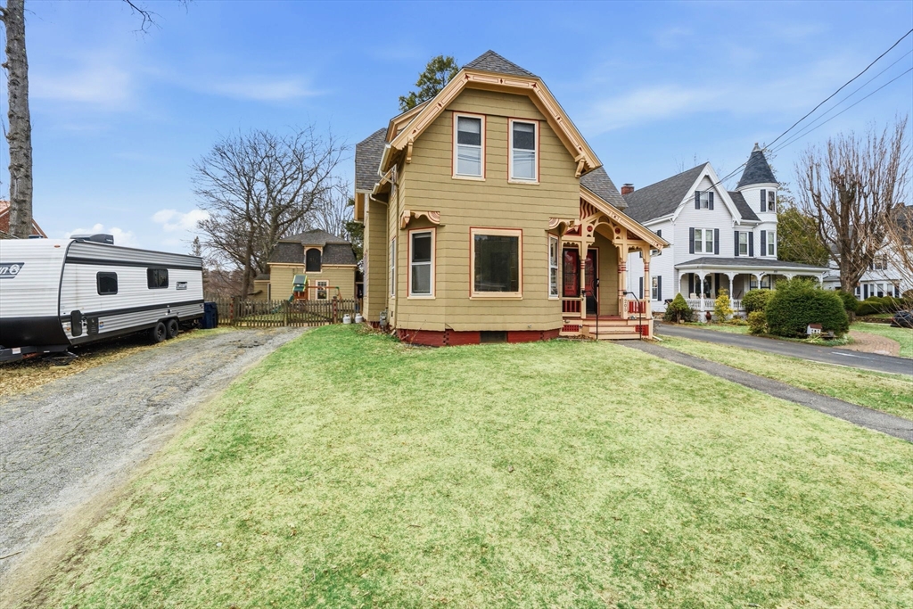 205 Church St