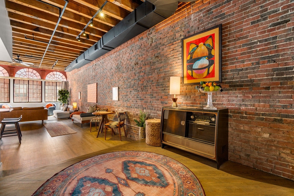 120 Fulton Street # 2C