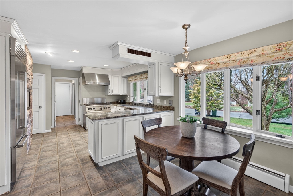 17 Karlton Cir