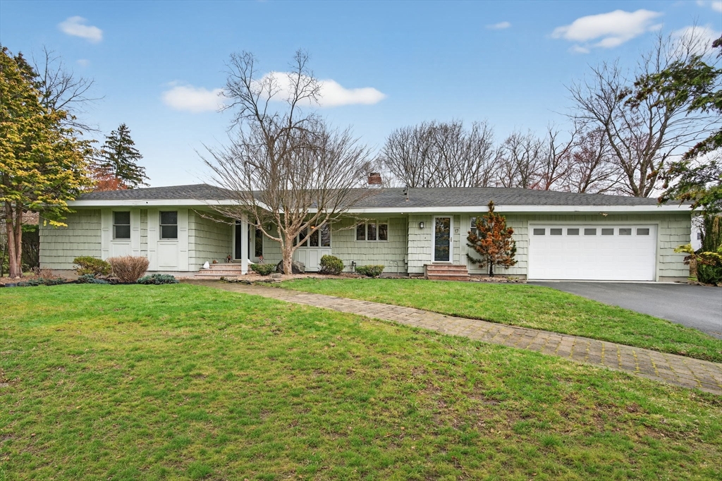17 Karlton Cir