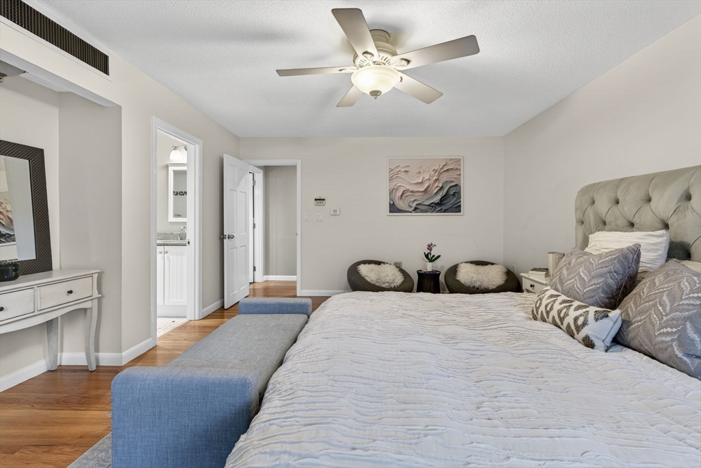 17 Karlton Cir
