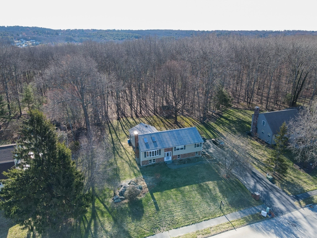 39 Cypress Ave