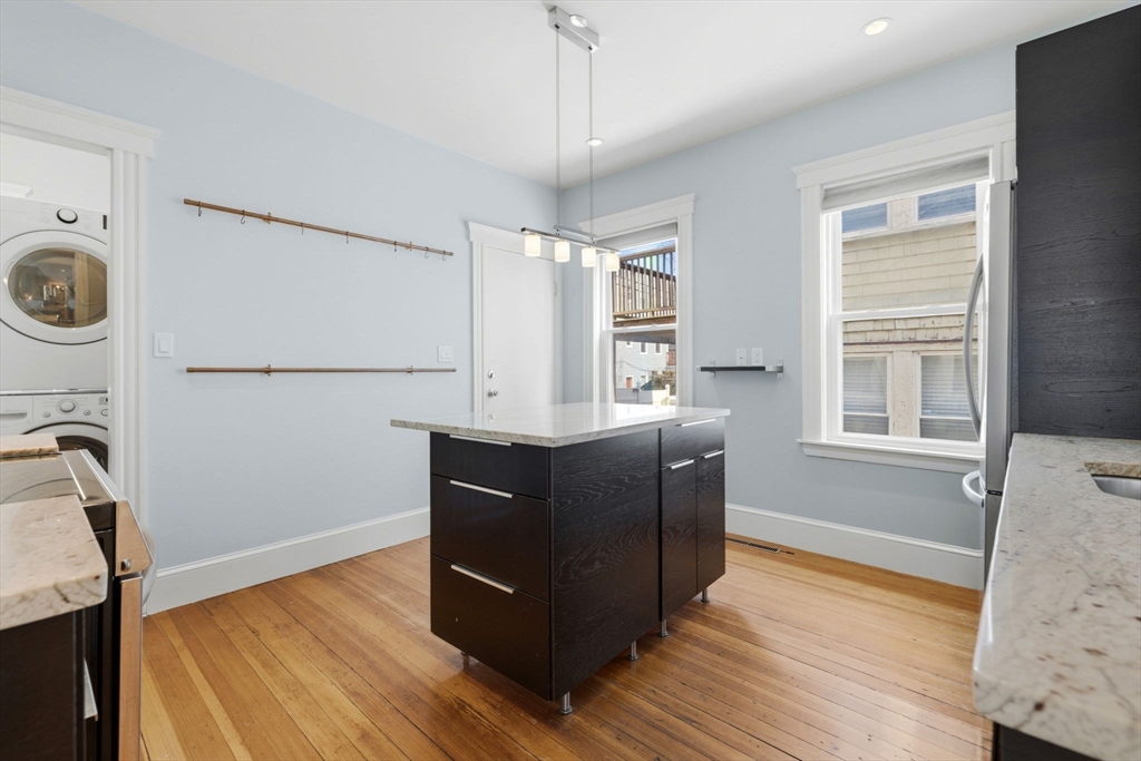 63 Downer Ave # 1