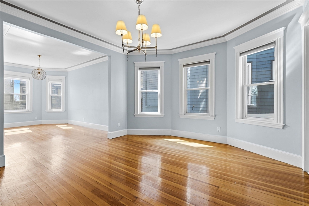 63 Downer Ave # 1