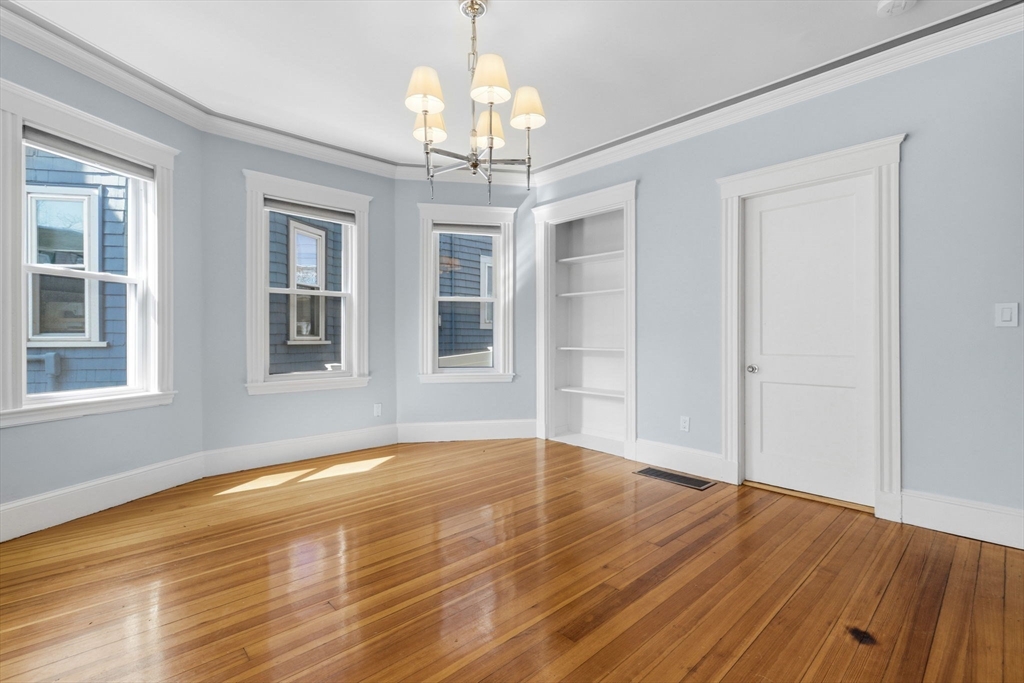 63 Downer Ave # 1