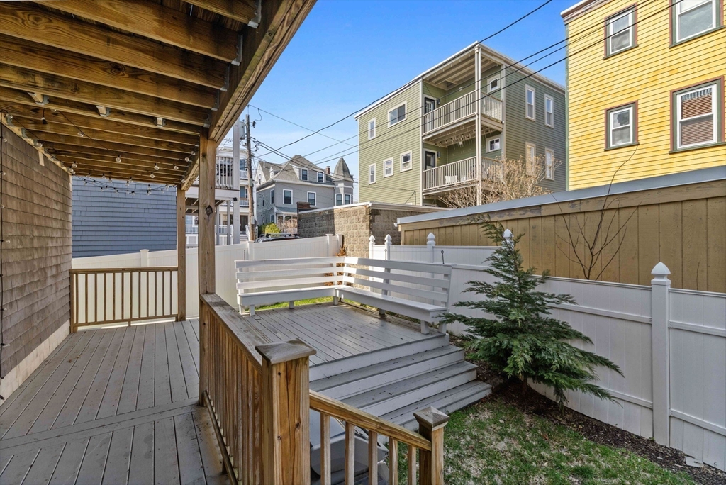 63 Downer Ave # 1