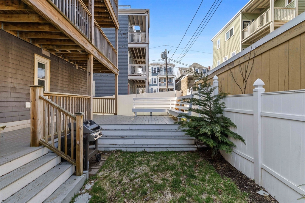 63 Downer Ave # 1
