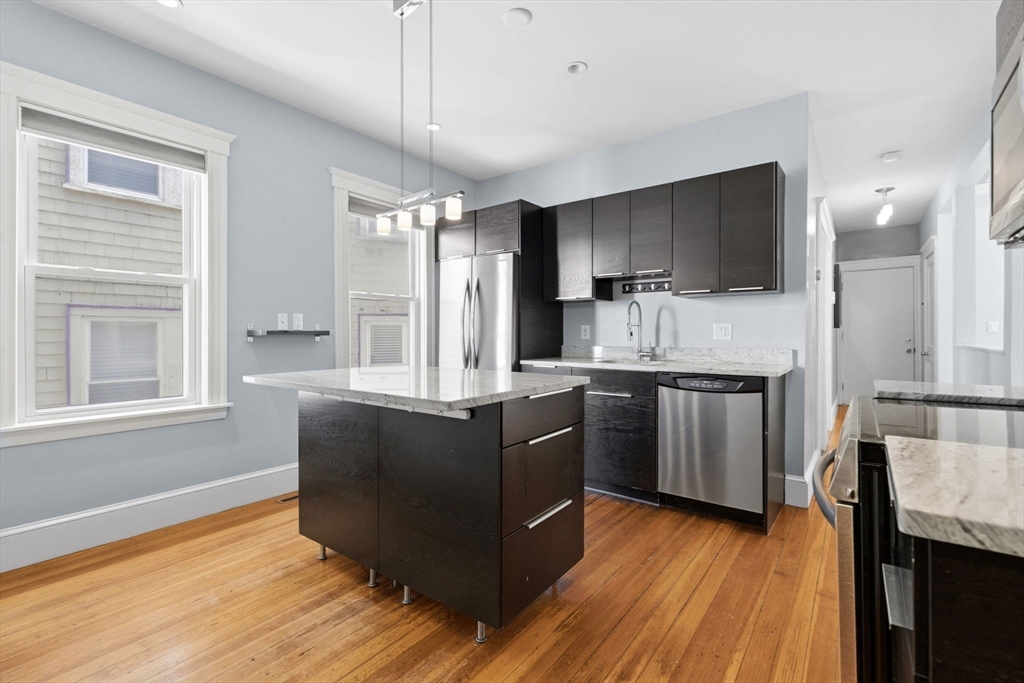 63 Downer Ave # 1