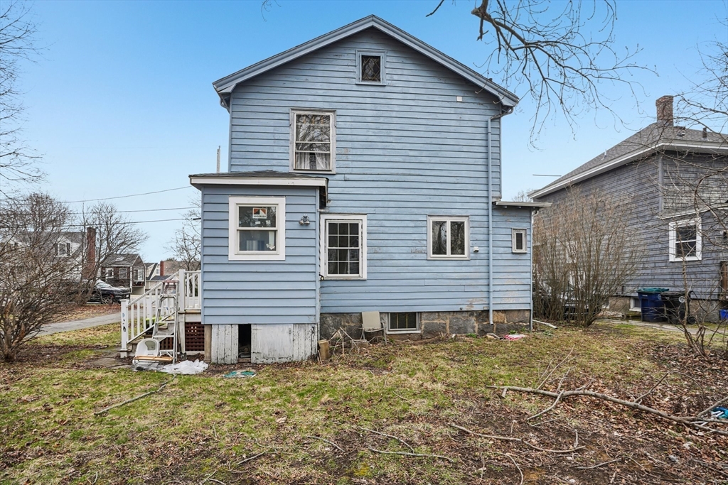 23 Bradford St