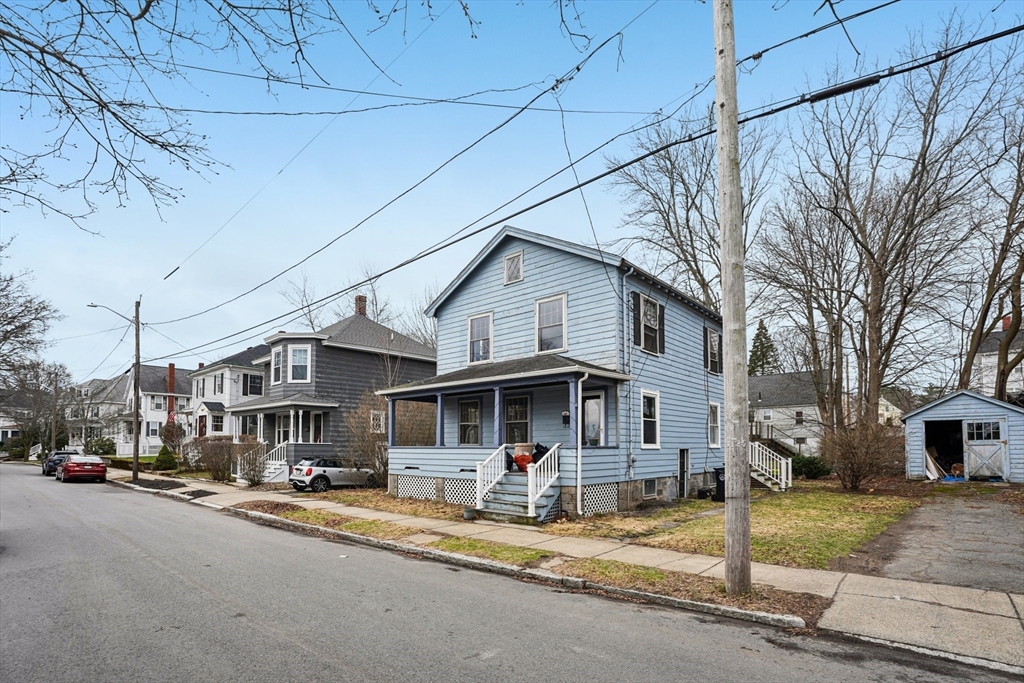 23 Bradford St