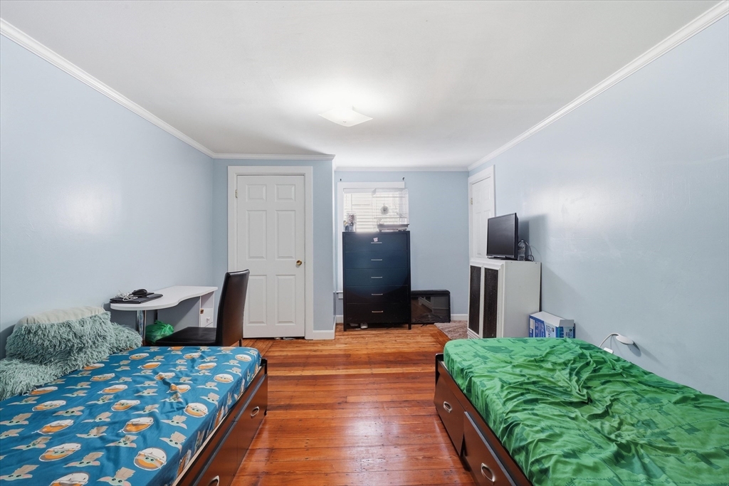 120-124 Sheridan St