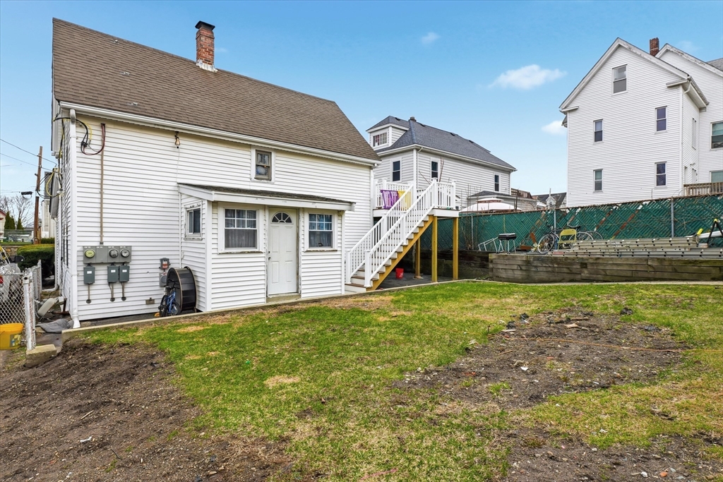 120-124 Sheridan St