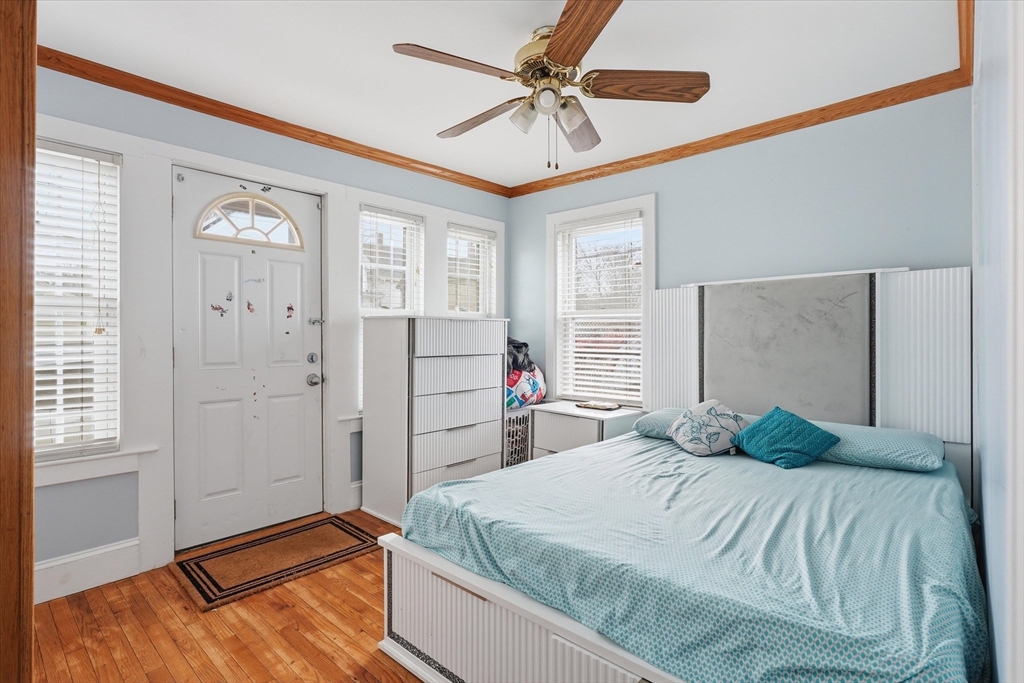120-124 Sheridan St