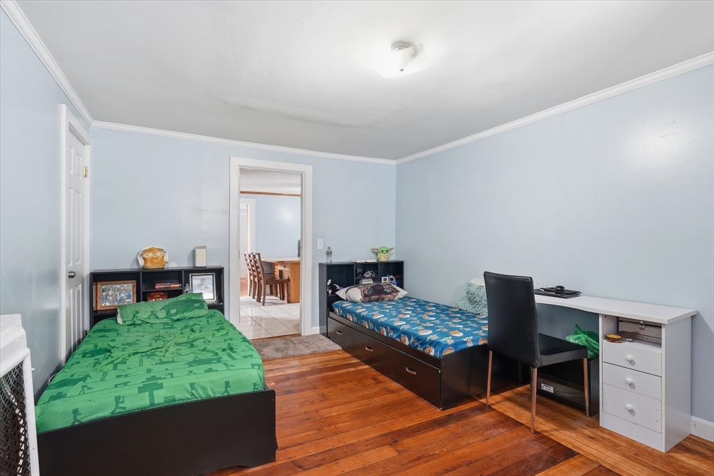120-124 Sheridan St
