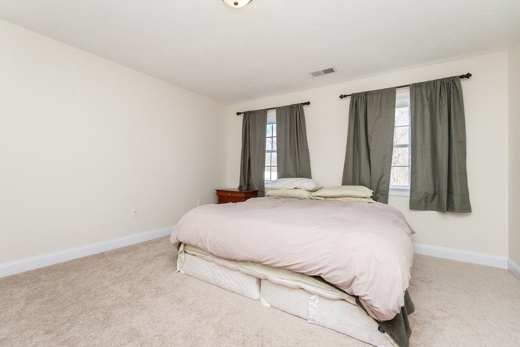 31 Whitehall Way