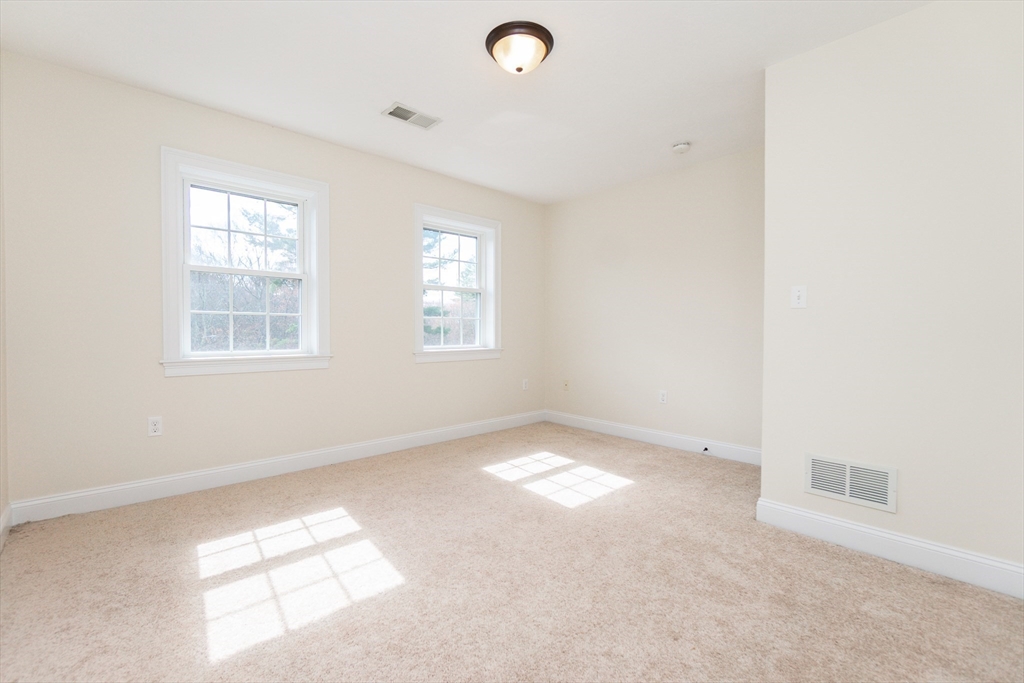 31 Whitehall Way