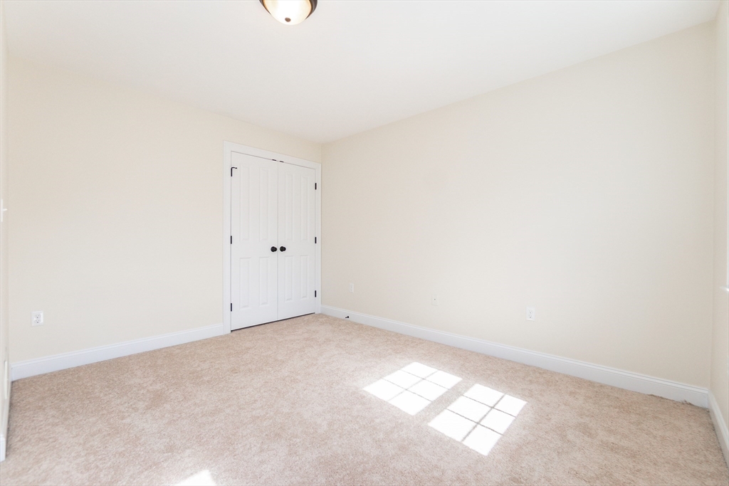 31 Whitehall Way