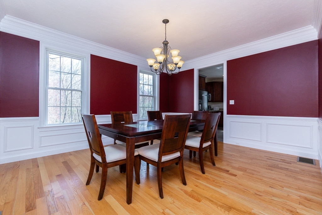 31 Whitehall Way