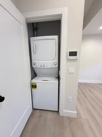 186 Bedford St # 203