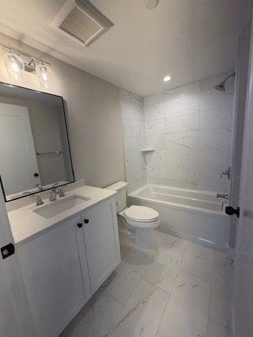 186 Bedford St # 211